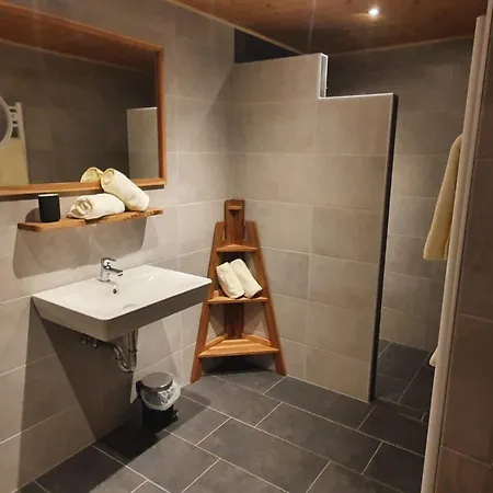 14 Πανσιόν 3*