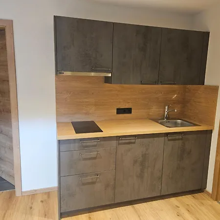 Πανσιόν 14 3*