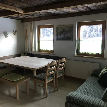 ゲストハウス 14 サンクト・アントン・アム・アールベルク